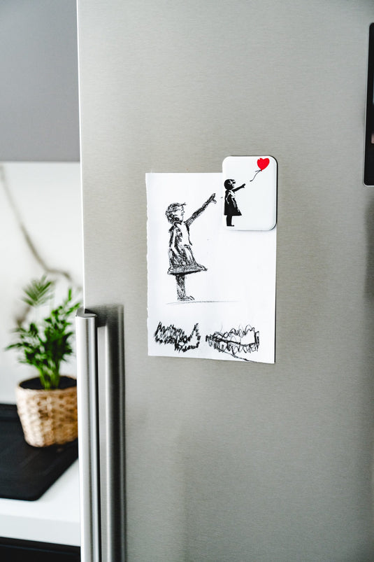 Kühlschrankmagnet - Girl with Balloon