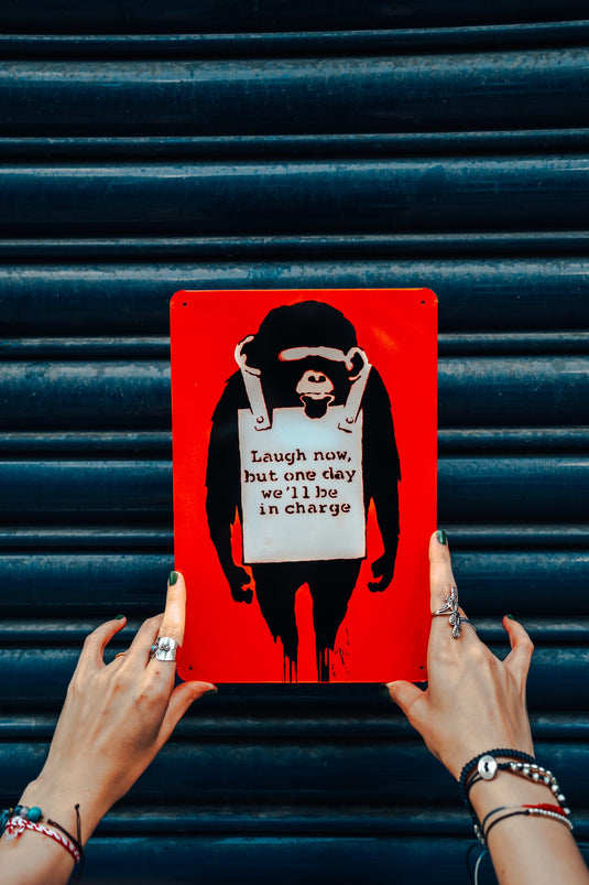 Metall Platte - Laugh Now (Rot)