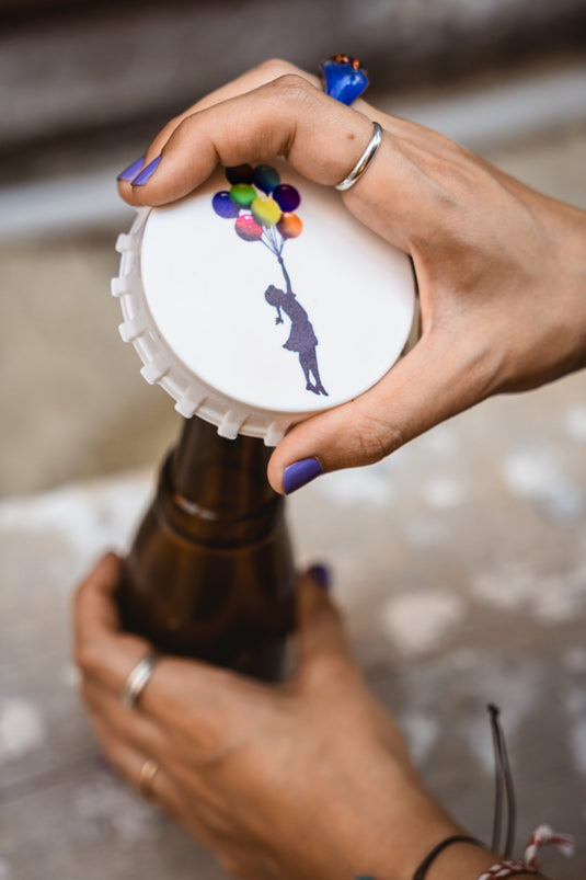 Magnet Flaschenöffner – Floating Girl