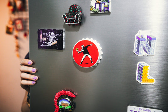 Magnet Flaschenöffner - Flower Thrower (Rot)