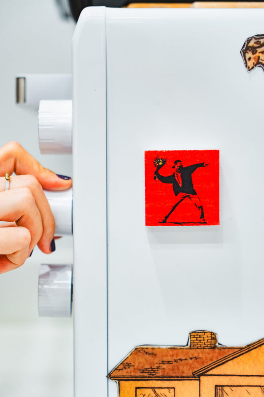 Stein Magnet - Flower Thrower (Rot)