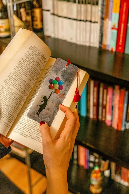 3D Lesezeichen - Floating Girl